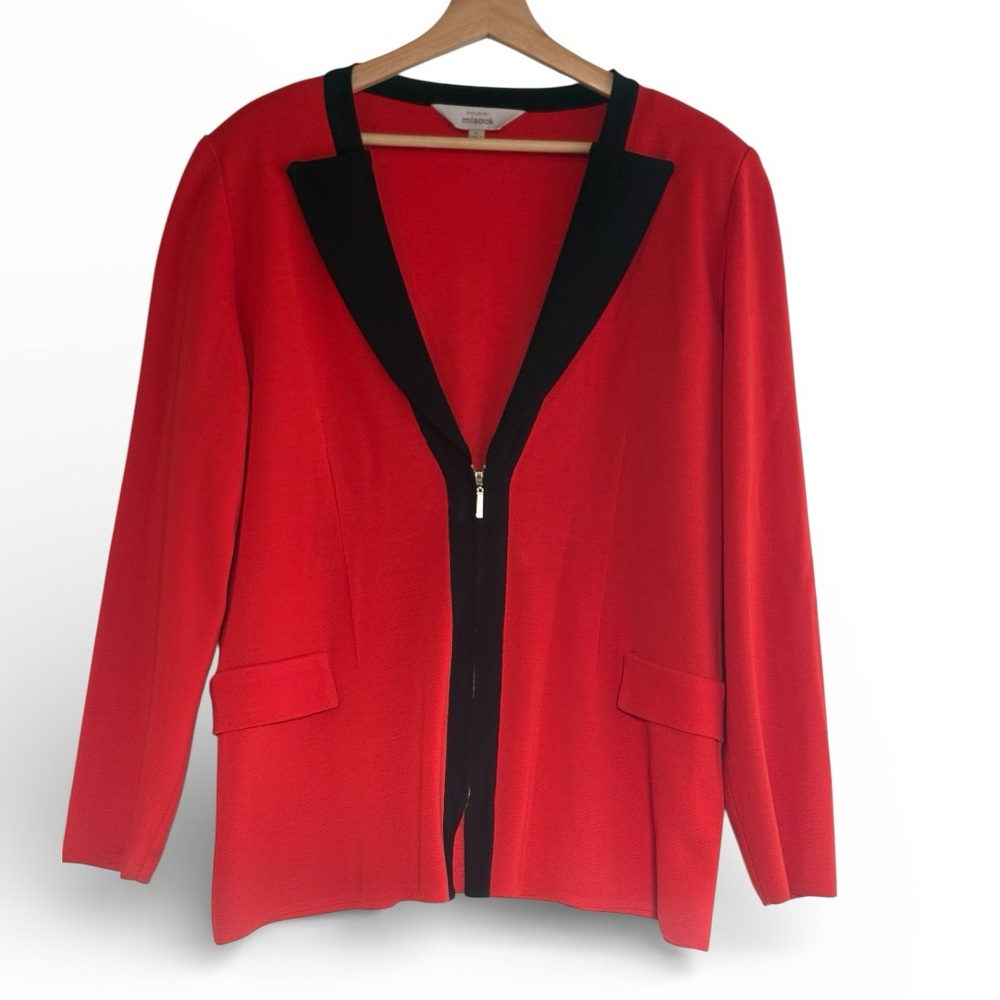 Exclusively Misook Red Black Trim Acrylic Sweater Size Large